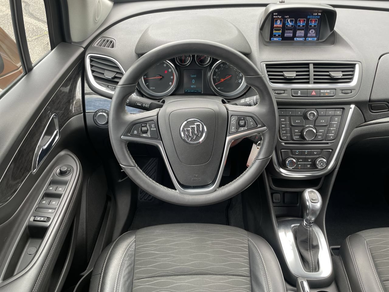 Thumbnail: 2016 Buick Encore - 19