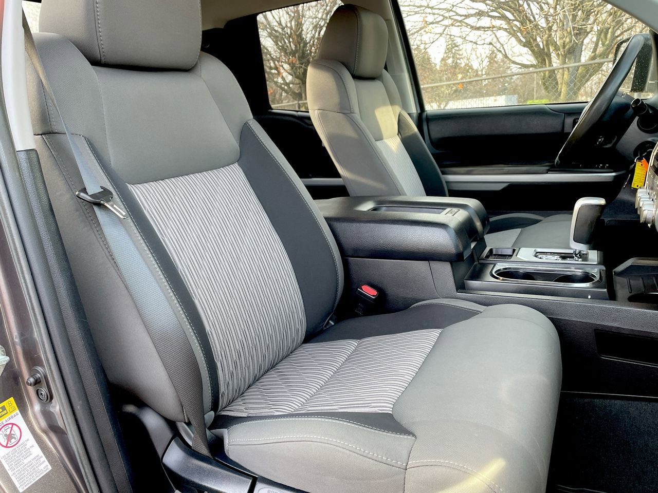 Thumbnail: 2015 Toyota Tundra - 14