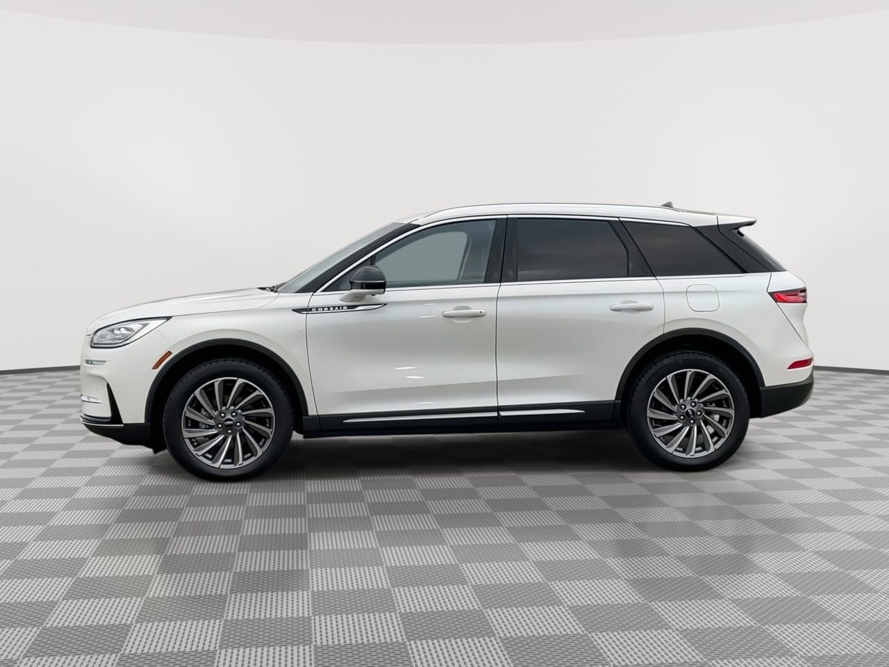 Thumbnail: 2023 Lincoln Corsair - 5