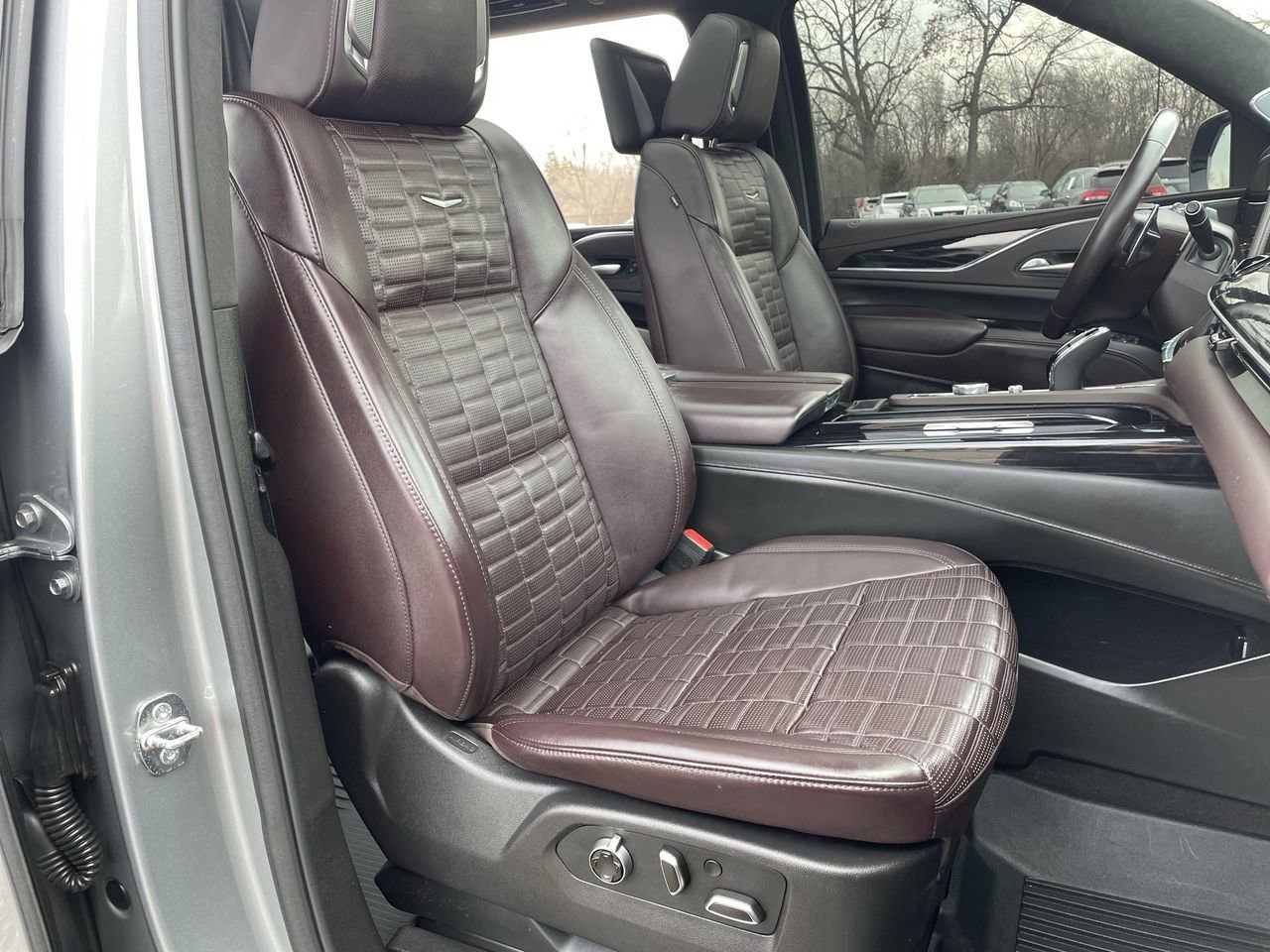 Thumbnail: 2024 Cadillac Escalade - 14