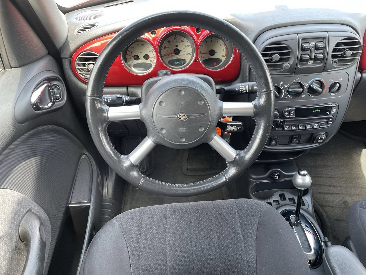 Thumbnail: 2004 Chrysler PT Cruiser - 11
