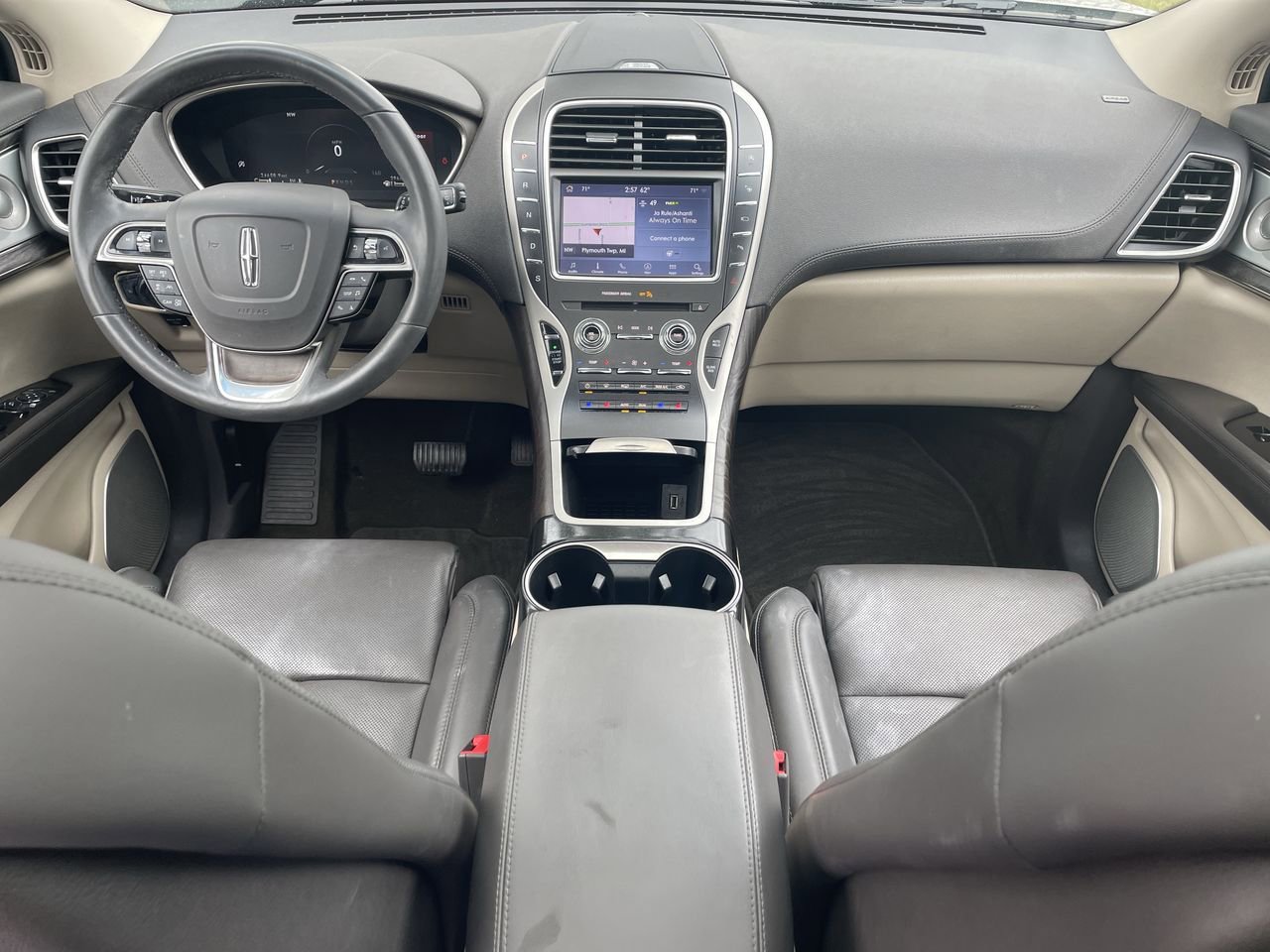 2020 Lincoln Nautilus Reserve 26
