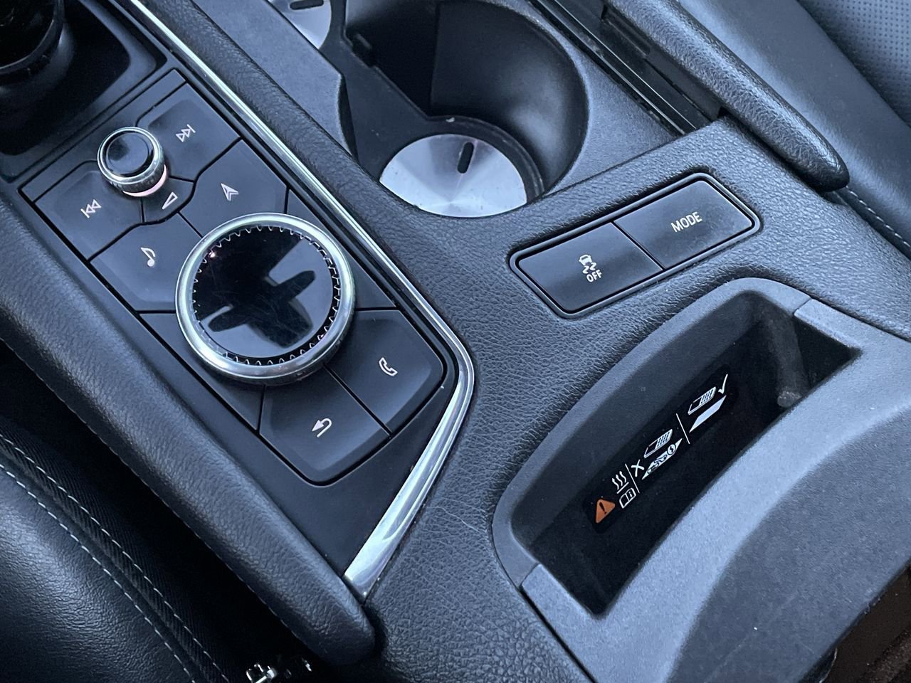 Thumbnail: 2020 Cadillac XT5 - 31