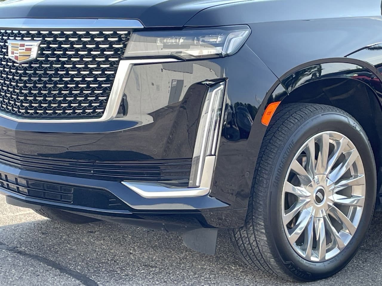 Thumbnail: 2022 Cadillac Escalade - 43