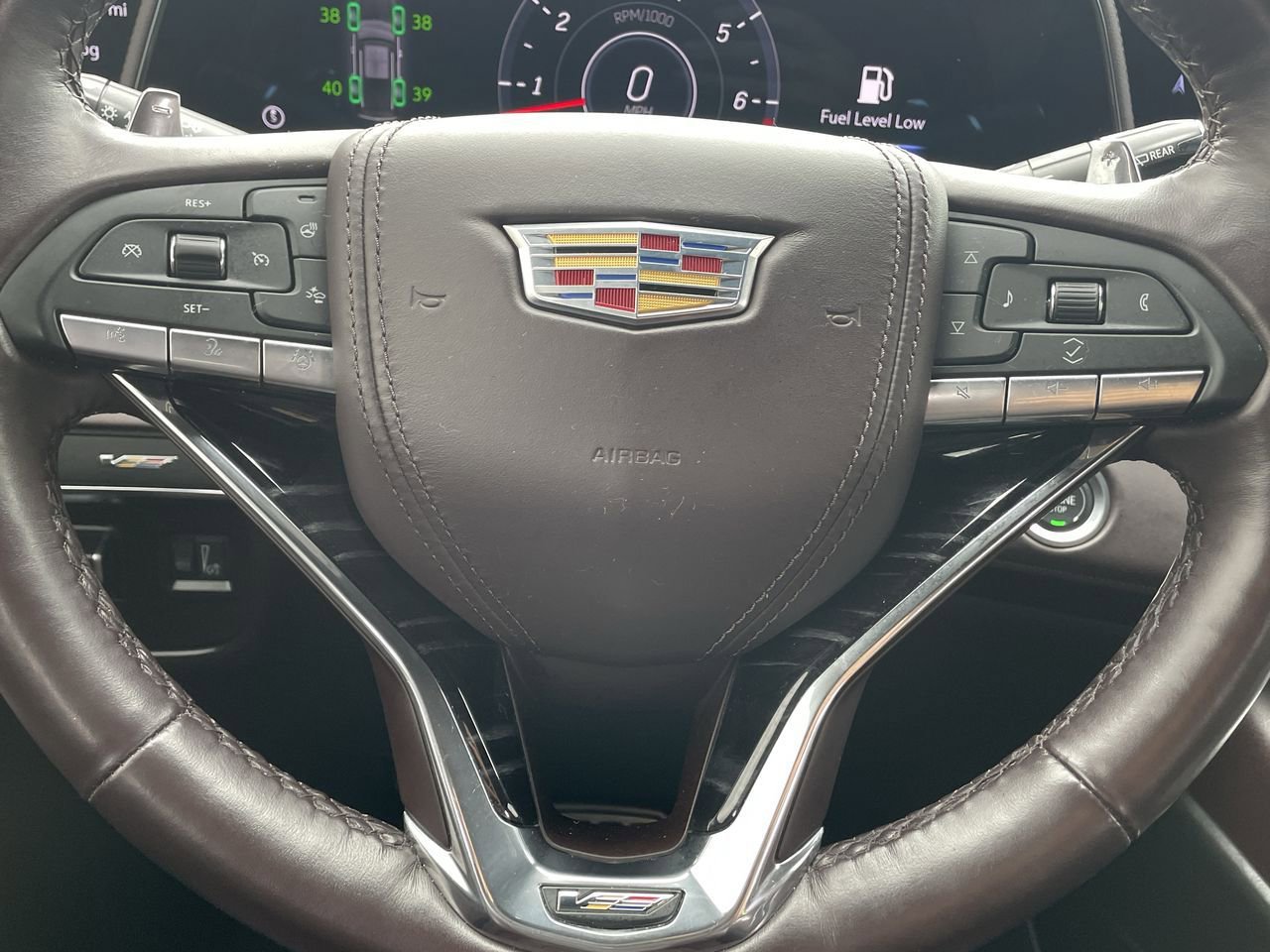 Thumbnail: 2024 Cadillac Escalade - 10