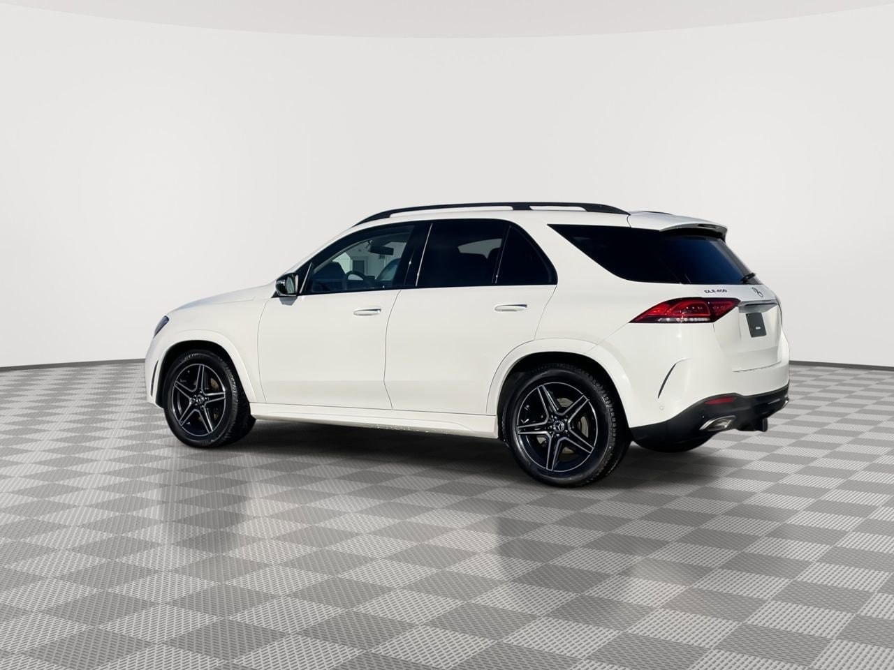 Thumbnail: 2020 Mercedes-Benz GLE - 6