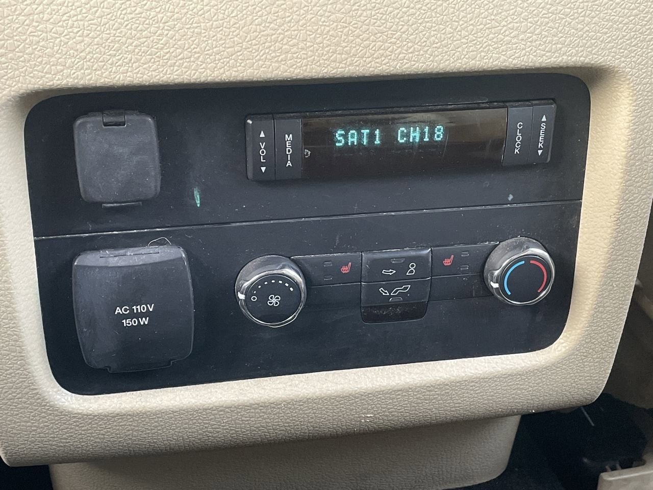 Thumbnail: 2015 Ford Expedition EL - 24