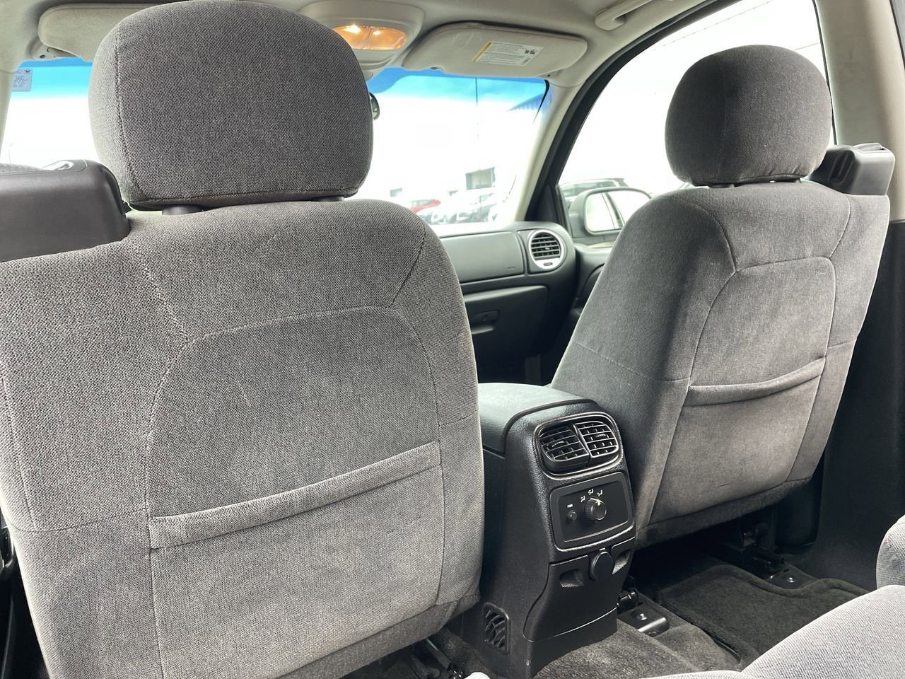 Thumbnail: 2006 GMC Envoy - 19
