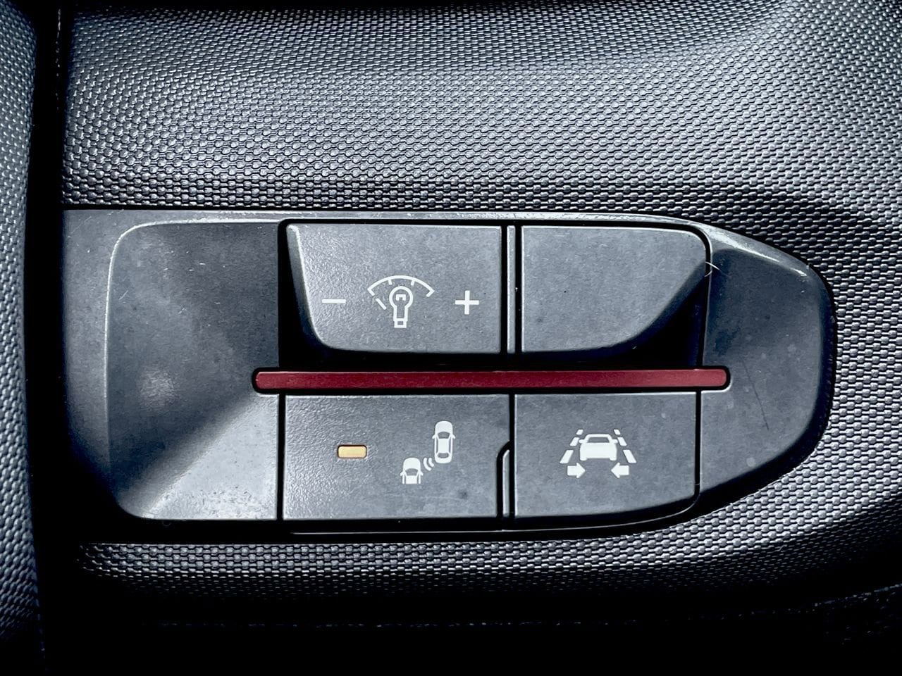 Thumbnail: 2019 Hyundai Veloster - 27