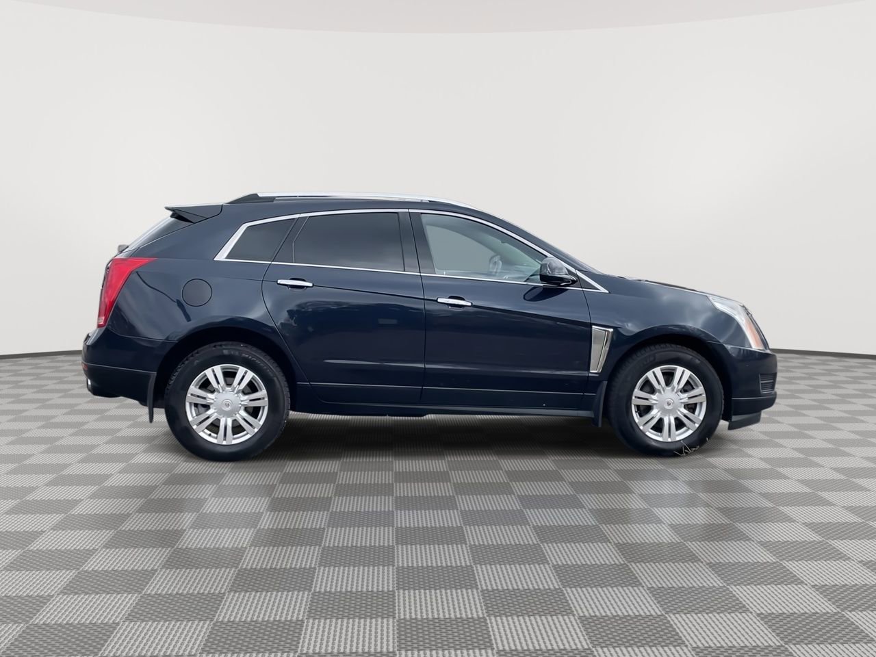 Thumbnail: 2015 Cadillac SRX - 9