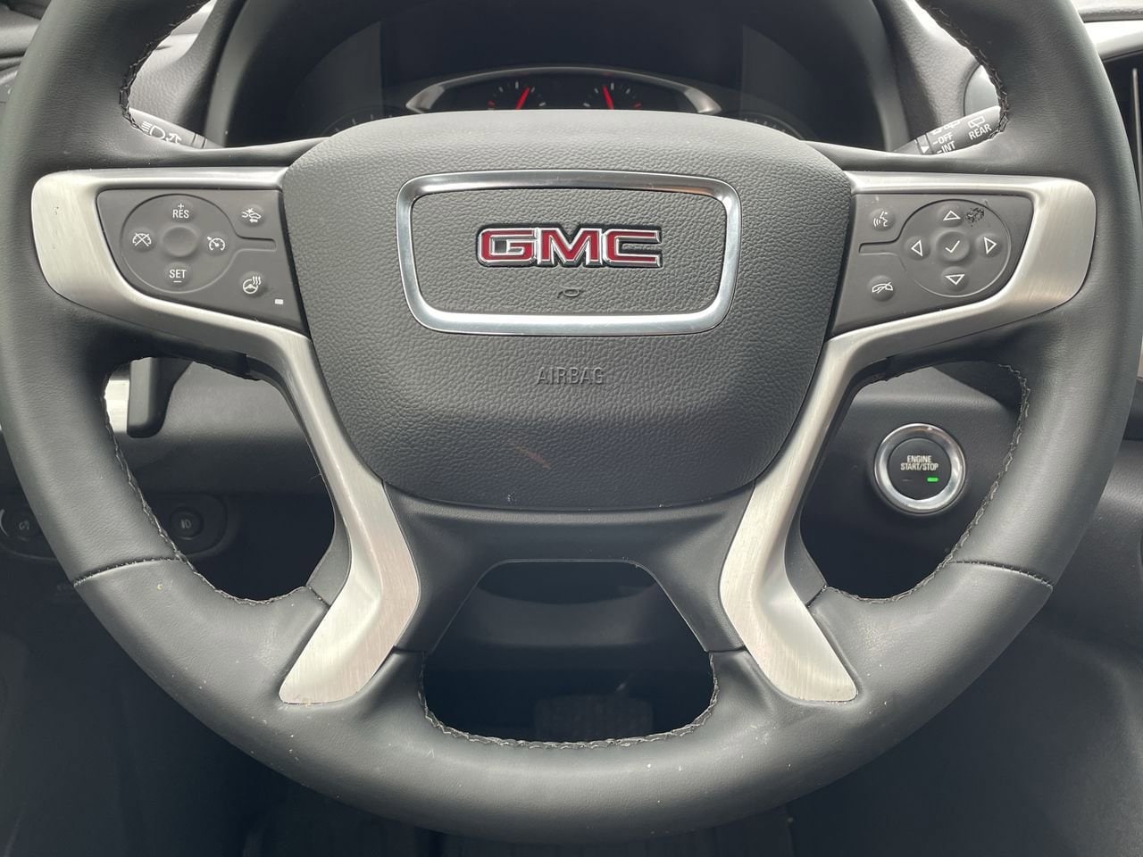 Thumbnail: 2023 GMC Terrain - 10