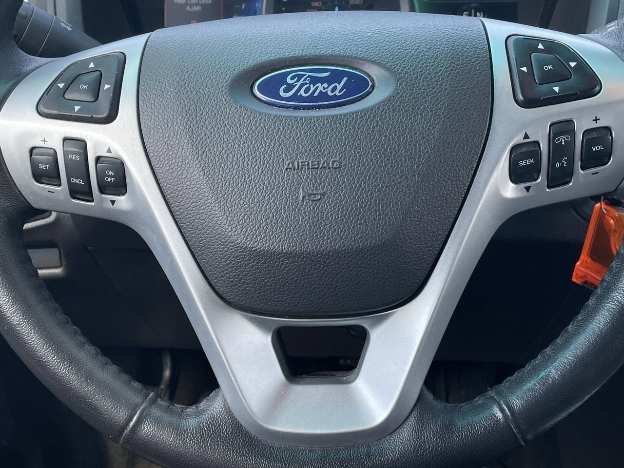 Thumbnail: 2014 Ford Explorer - 10