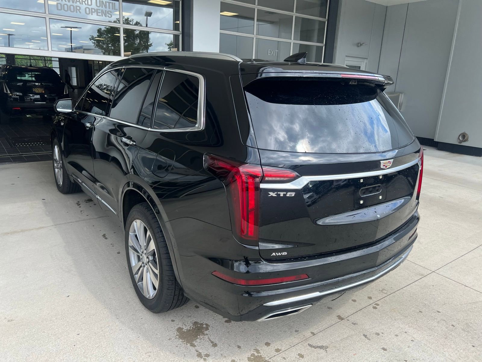 Thumbnail: 2023 Cadillac XT6 - 2
