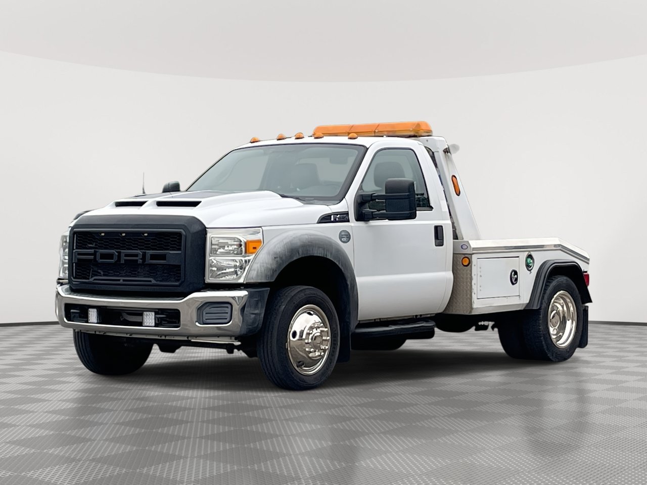 2012 Ford F-450 Super Duty Chassis Cab XL