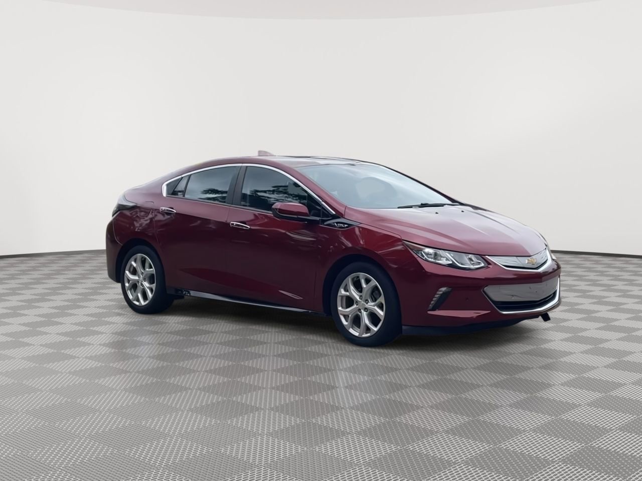 Thumbnail: 2017 Chevrolet Volt - 2