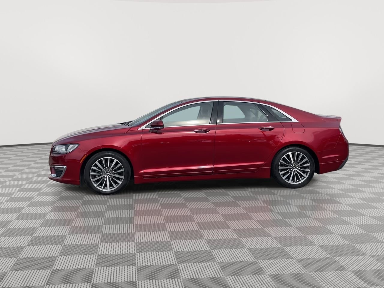 Thumbnail: 2018 Lincoln MKZ - 5