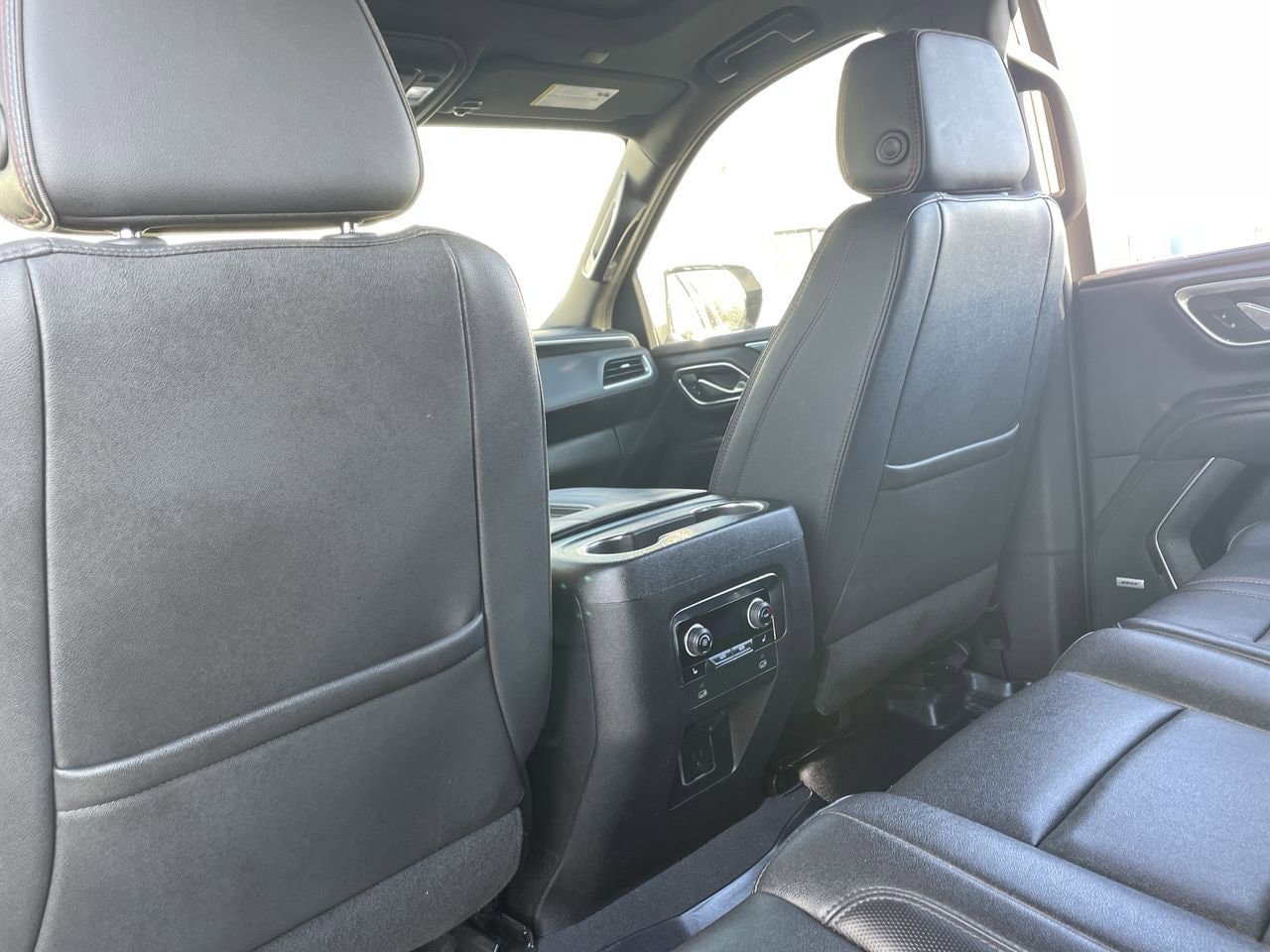 Thumbnail: 2024 Chevrolet Tahoe - 21