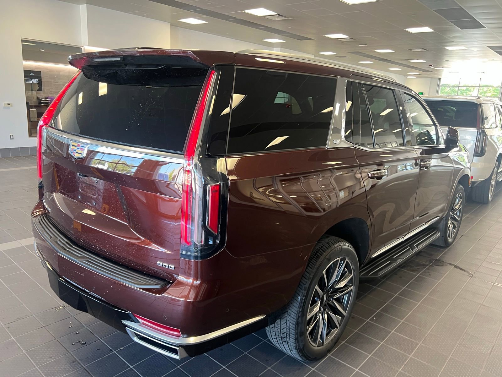 Thumbnail: 2023 Cadillac Escalade - 3