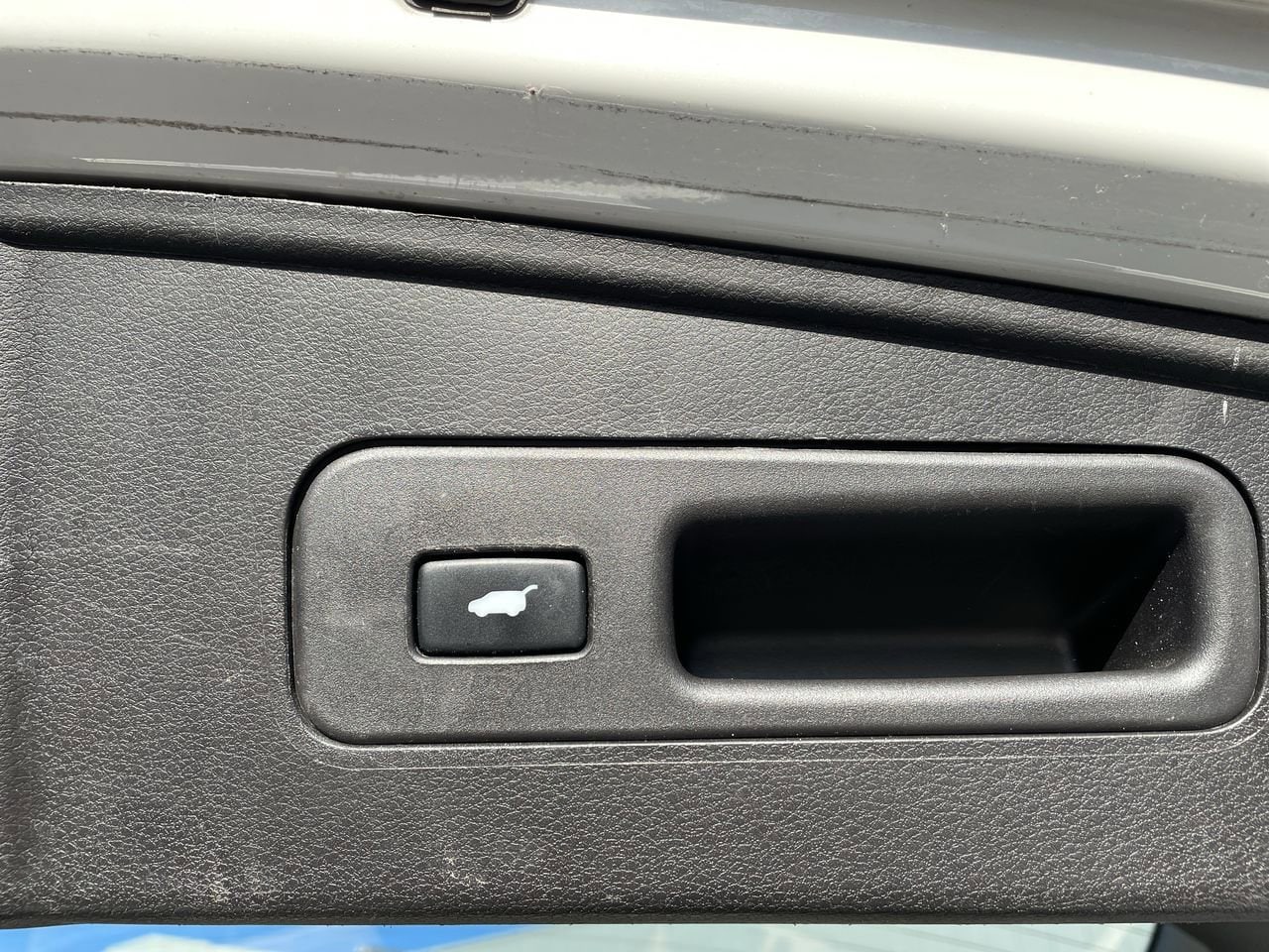 Thumbnail: 2017 Acura MDX - 18