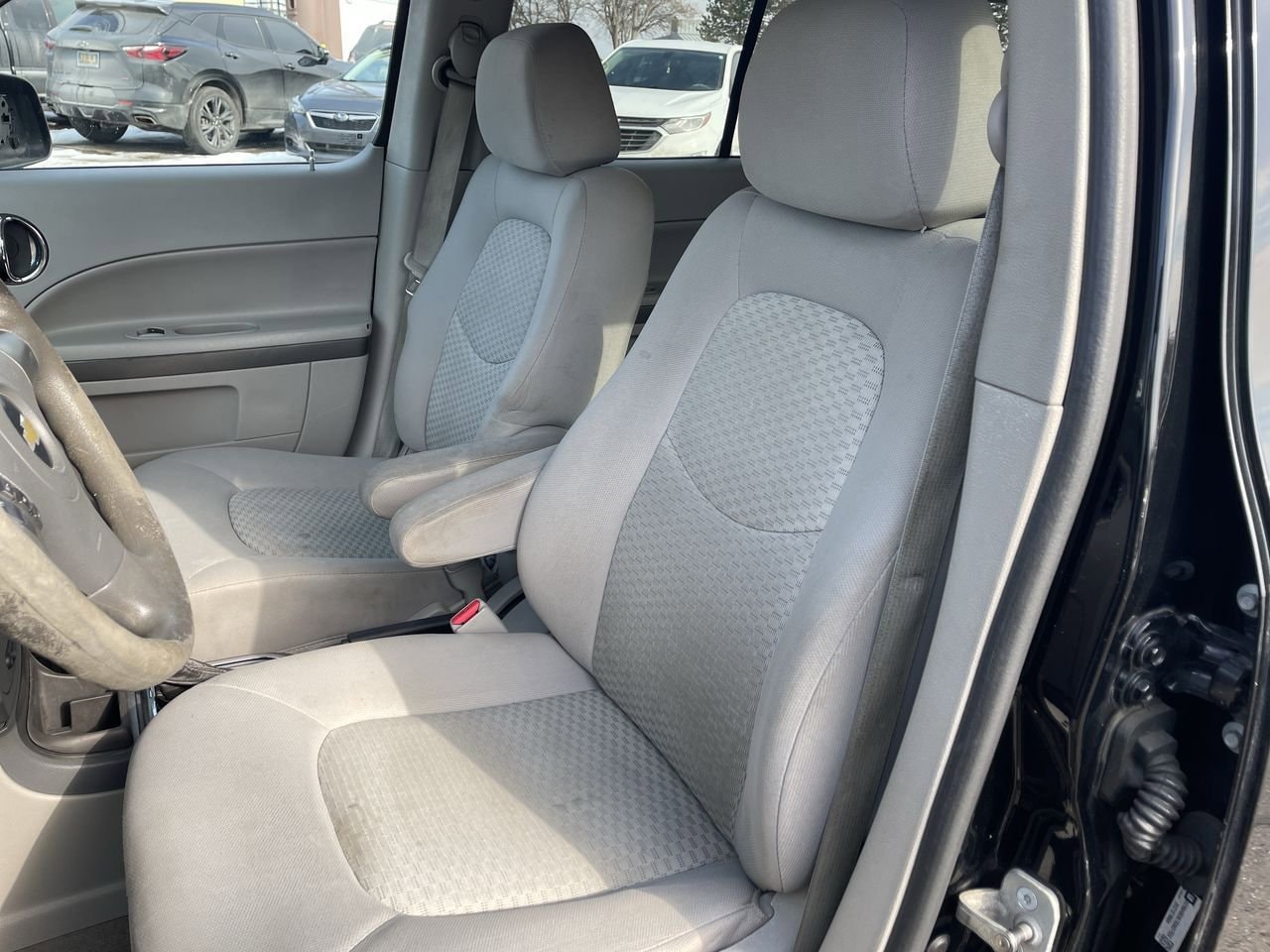 Thumbnail: 2010 Chevrolet HHR - 12