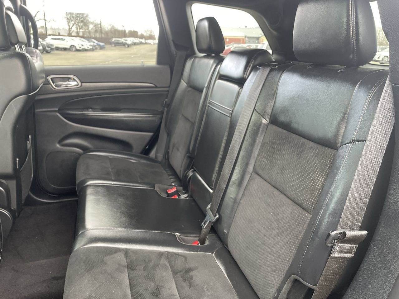 Thumbnail: 2017 Jeep Grand Cherokee - 19