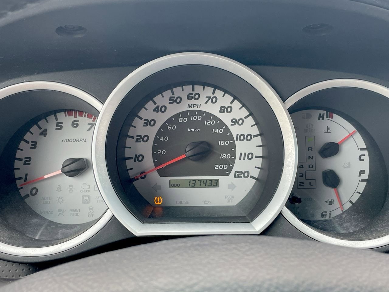 2011 Toyota Tacoma  24
