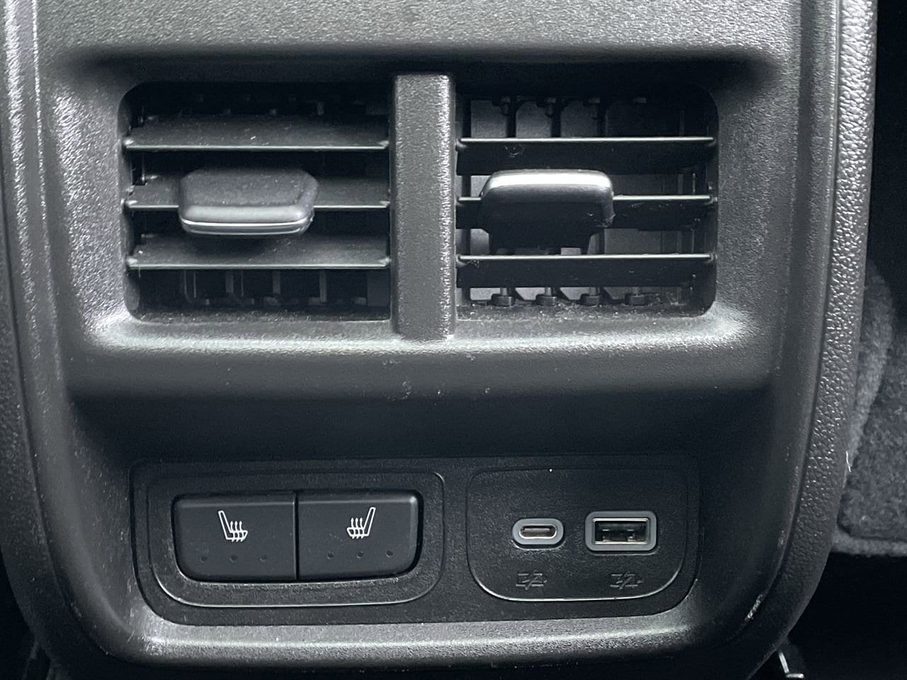 Thumbnail: 2023 Cadillac XT4 - 22