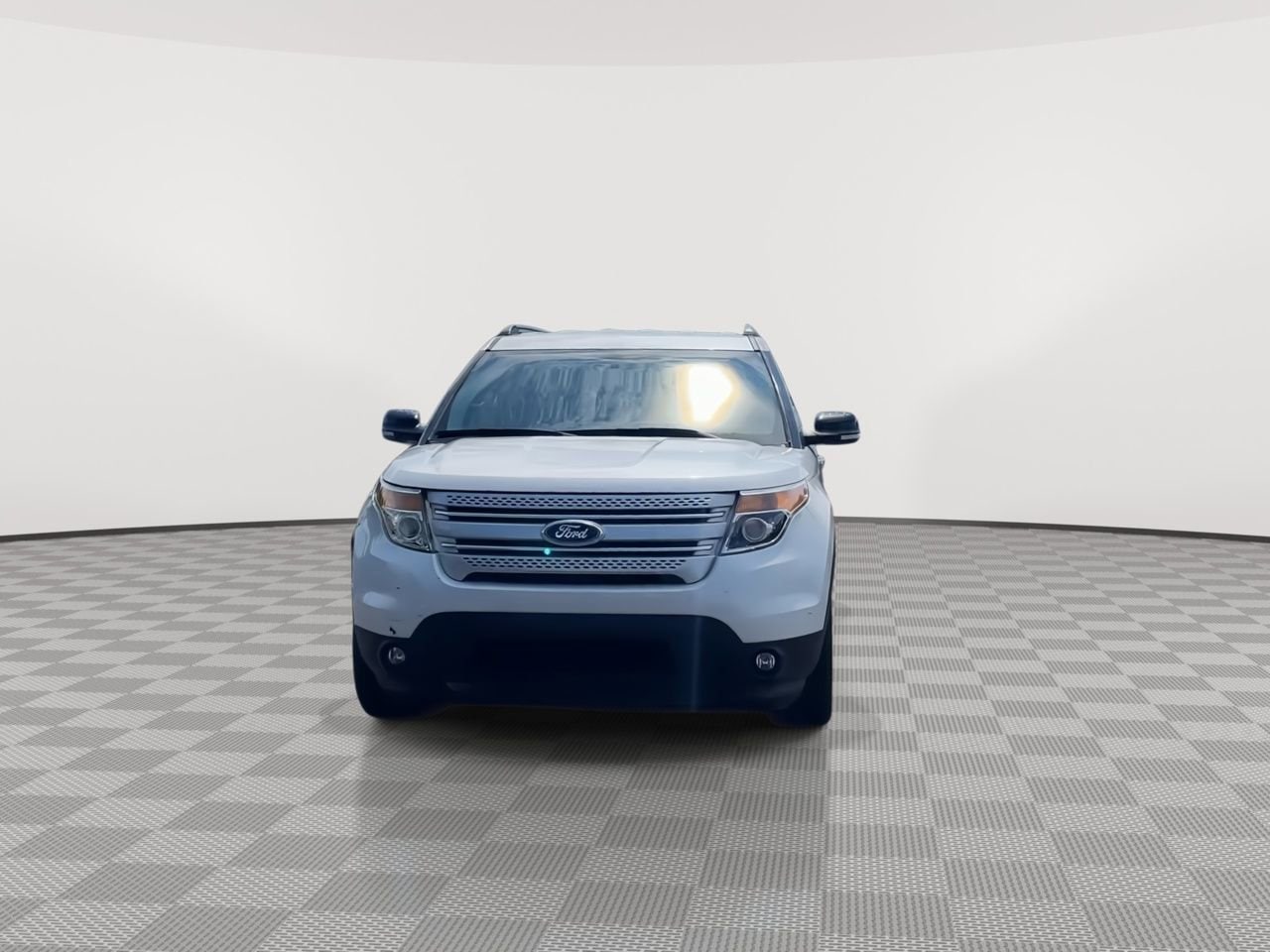 Thumbnail: 2014 Ford Explorer - 3