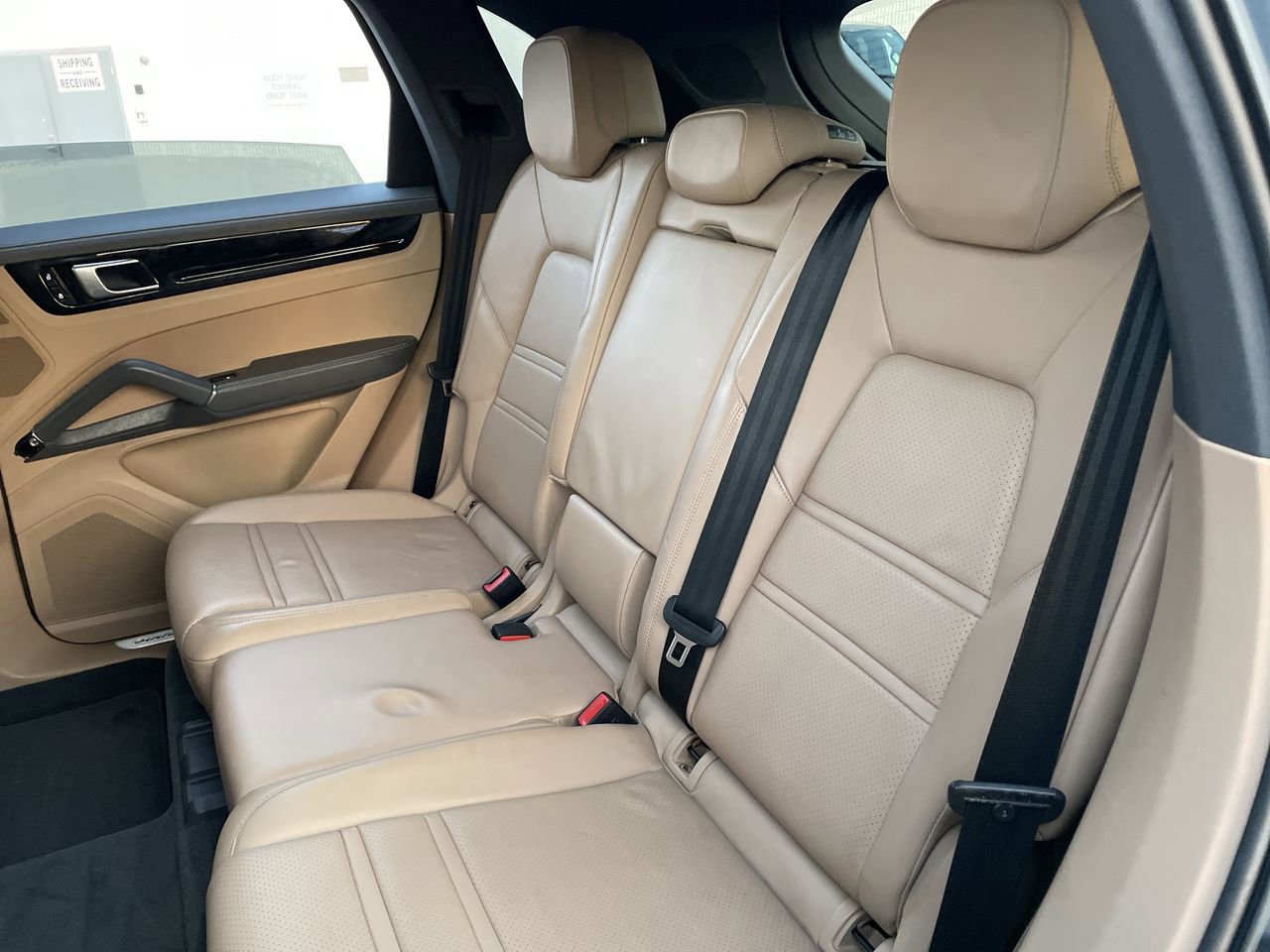 Thumbnail: 2019 Porsche Cayenne - 19