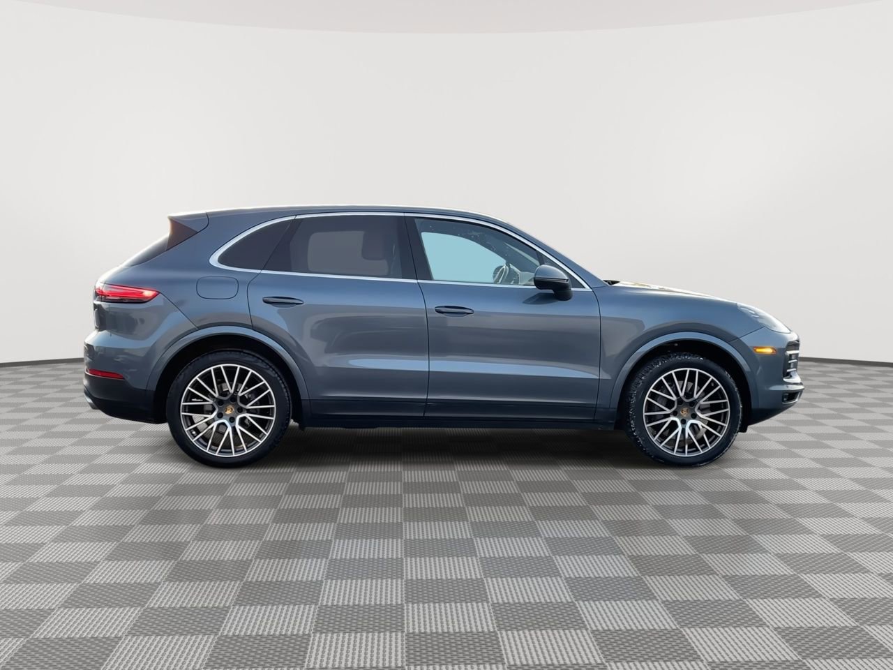 Thumbnail: 2019 Porsche Cayenne - 9