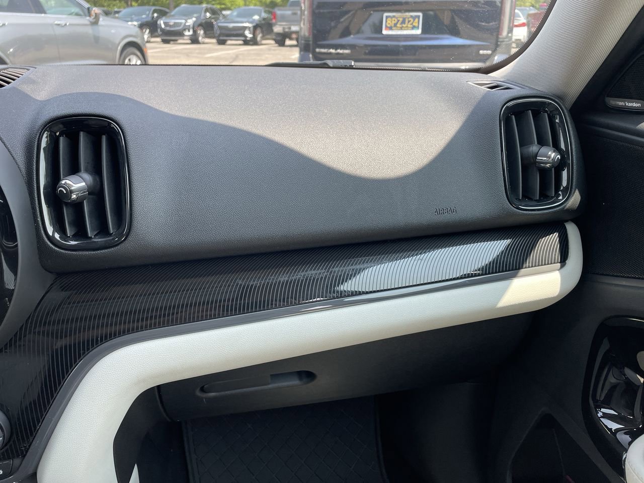 Thumbnail: 2019 MINI Cooper Countryman - 16