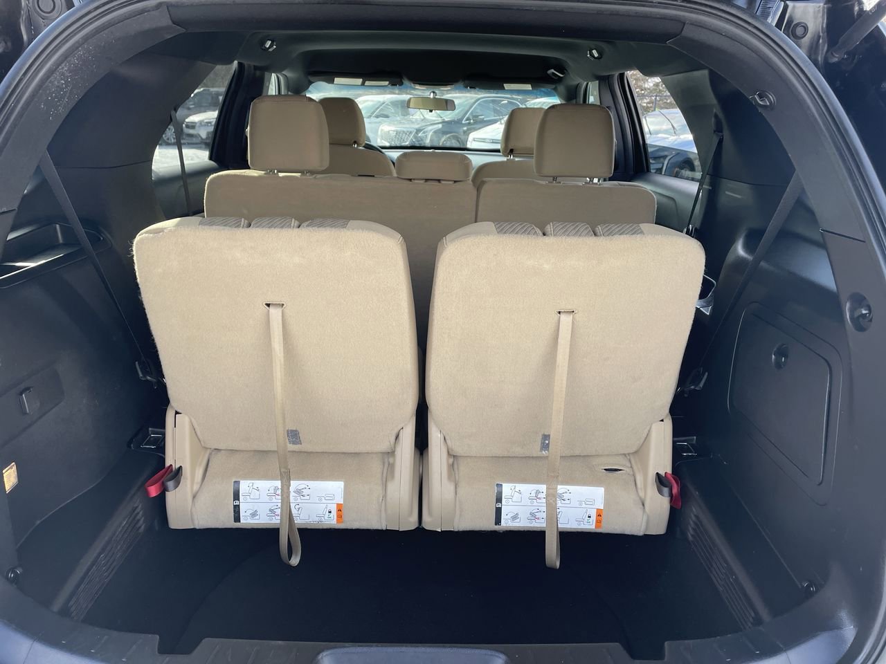 Thumbnail: 2016 Ford Explorer - 17