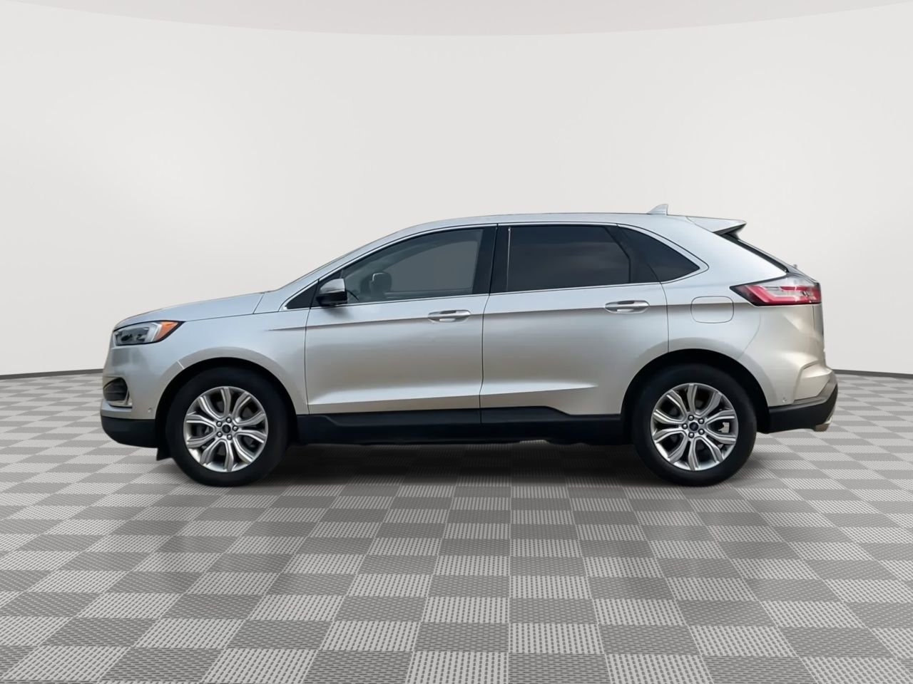Thumbnail: 2019 Ford Edge - 5