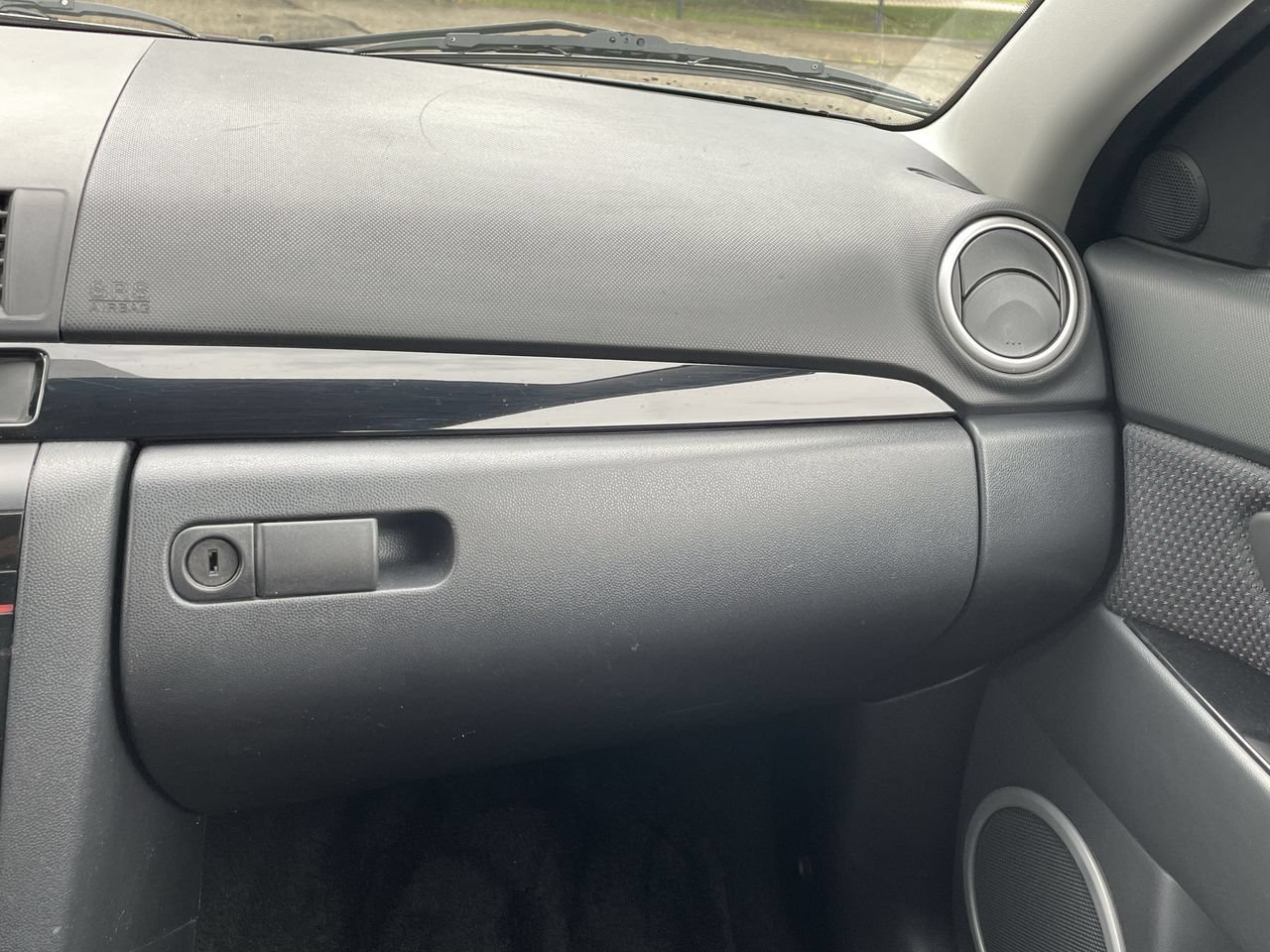 Thumbnail: 2008 Mazda Mazda3 - 16
