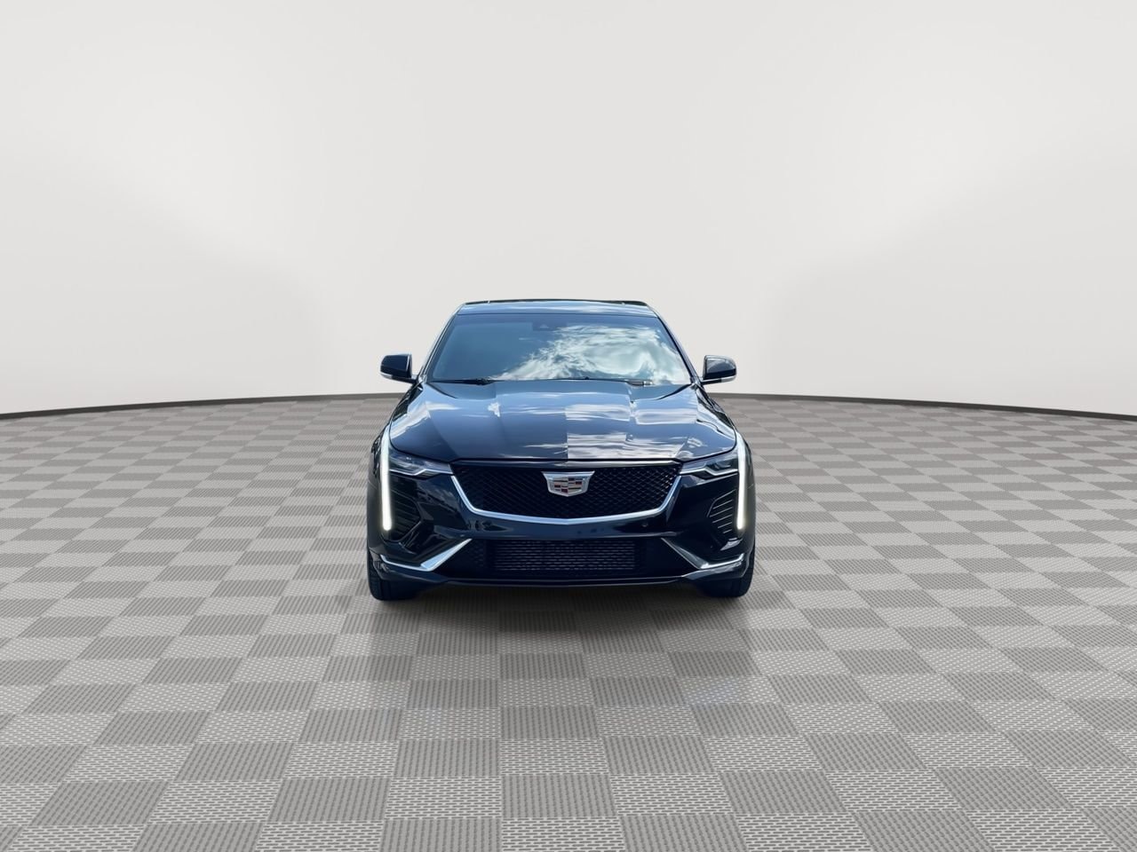 Thumbnail: 2023 Cadillac CT4 - 3