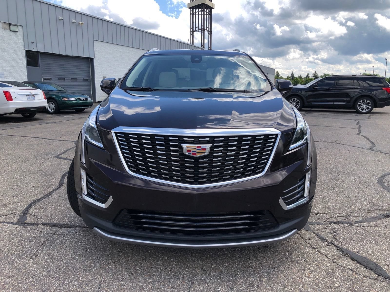 Thumbnail: 2020 Cadillac XT5 - 2