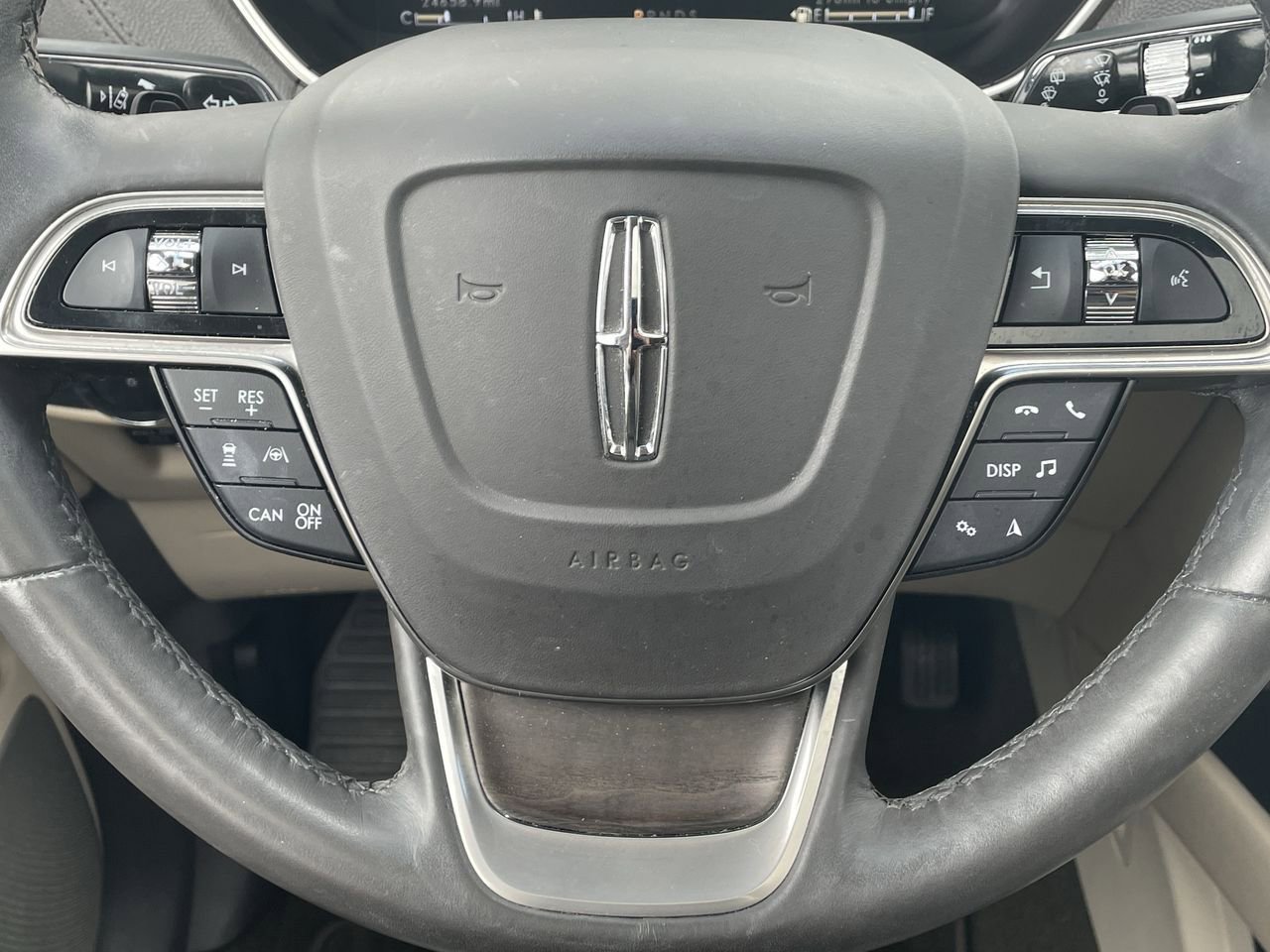 2020 Lincoln Nautilus Reserve 10