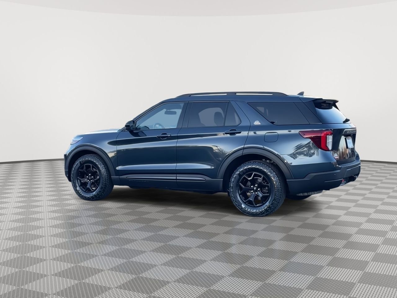 Thumbnail: 2022 Ford Explorer - 6