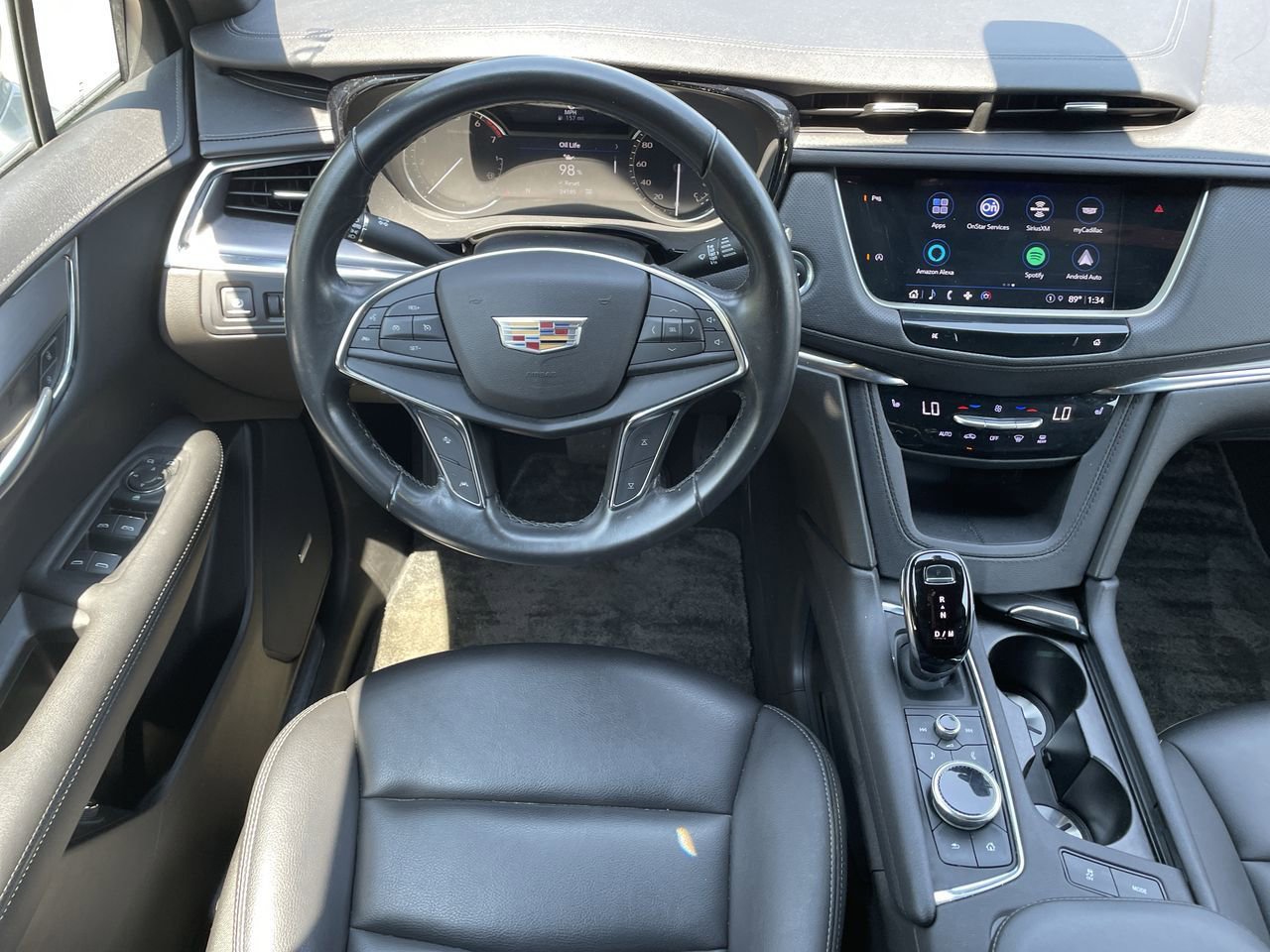 Thumbnail: 2023 Cadillac XT5 - 11