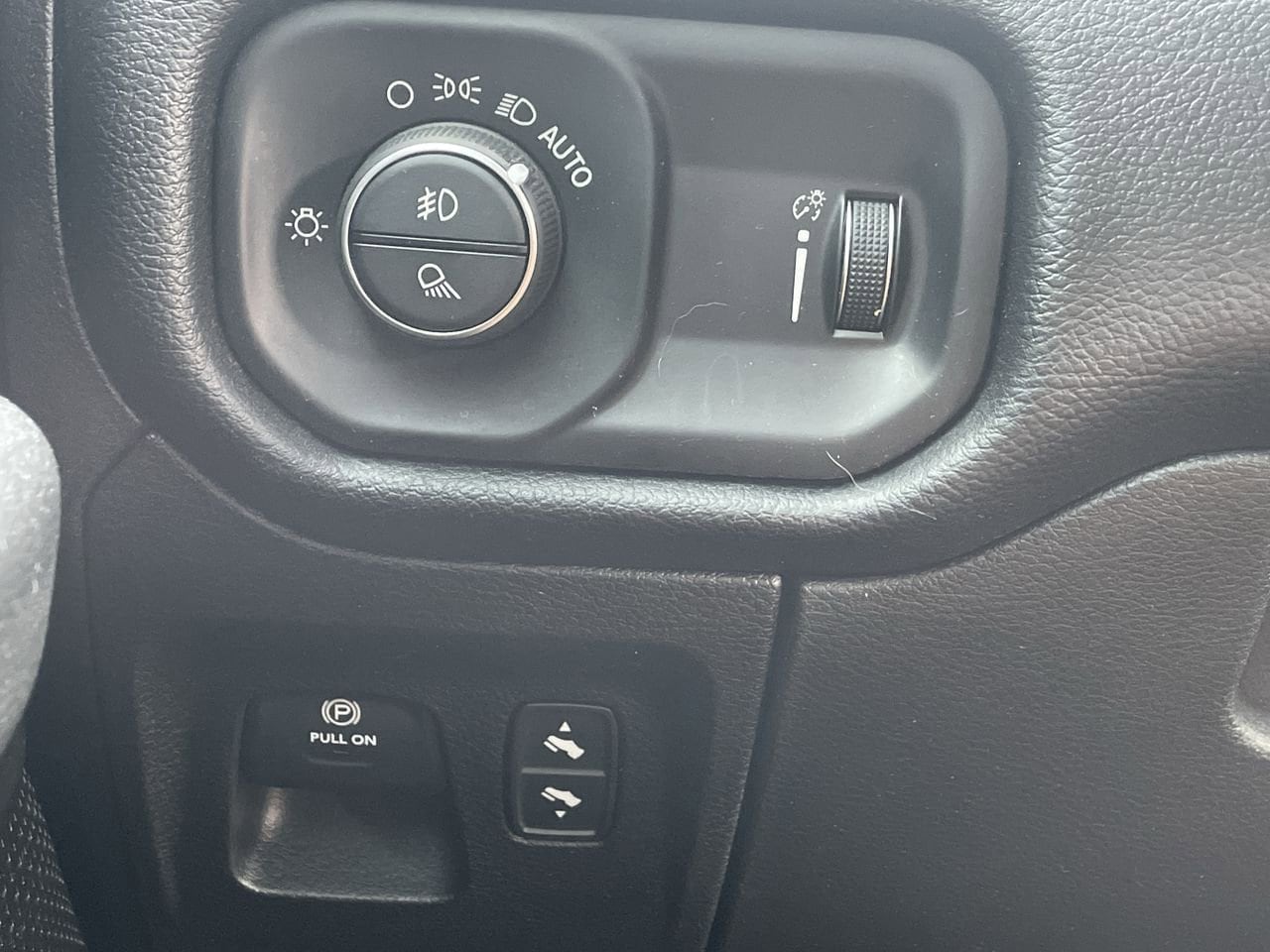 Thumbnail: 2020 RAM 1500 - 29