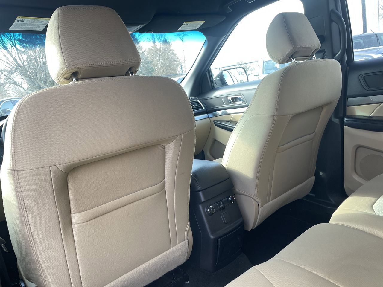 Thumbnail: 2016 Ford Explorer - 20