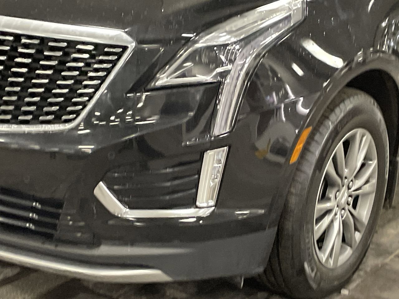 Thumbnail: 2023 Cadillac XT5 - 38