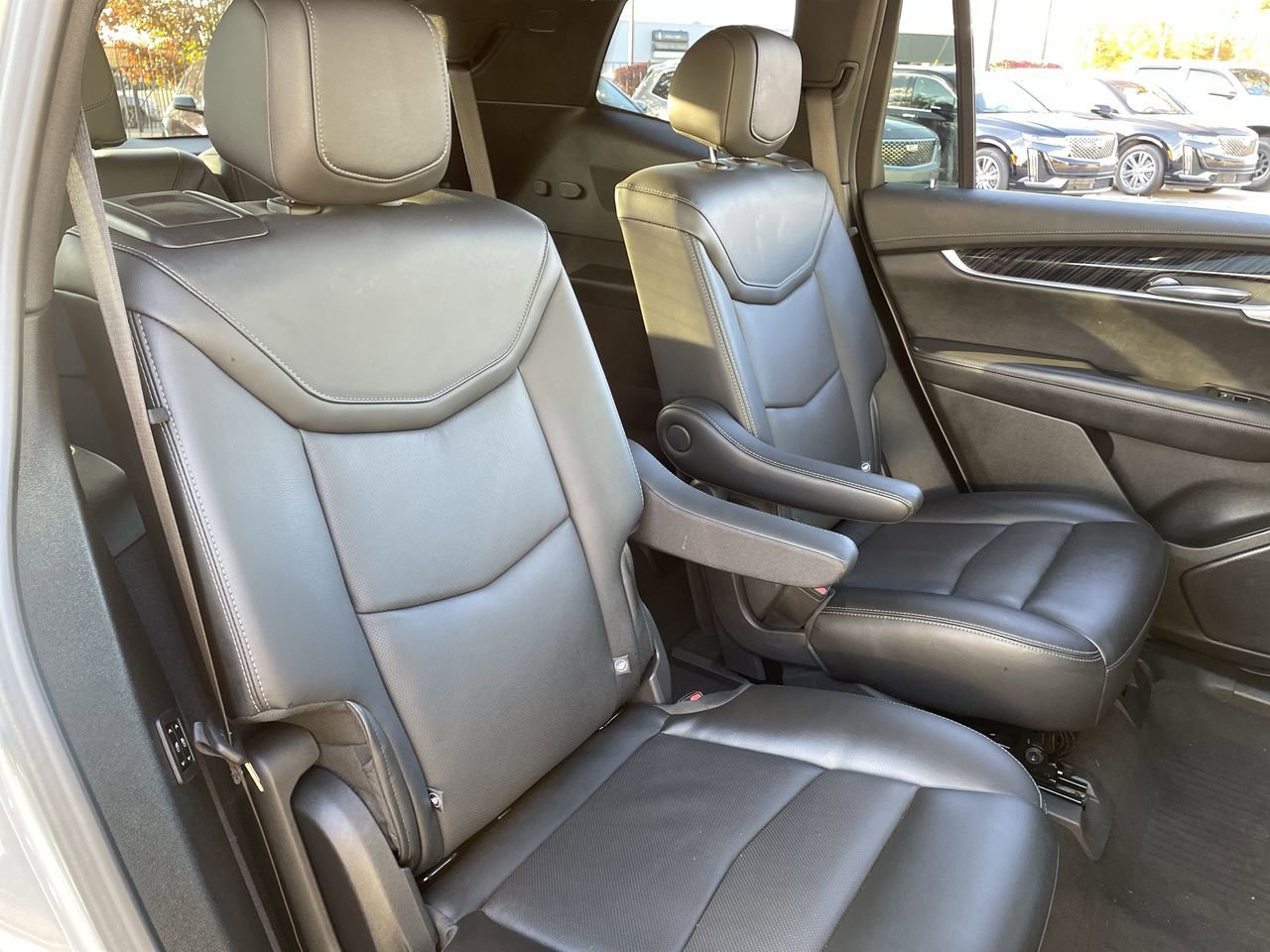 Thumbnail: 2024 Cadillac XT6 - 15