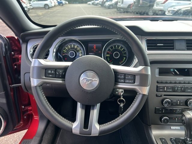 2013 Ford Mustang GT 9