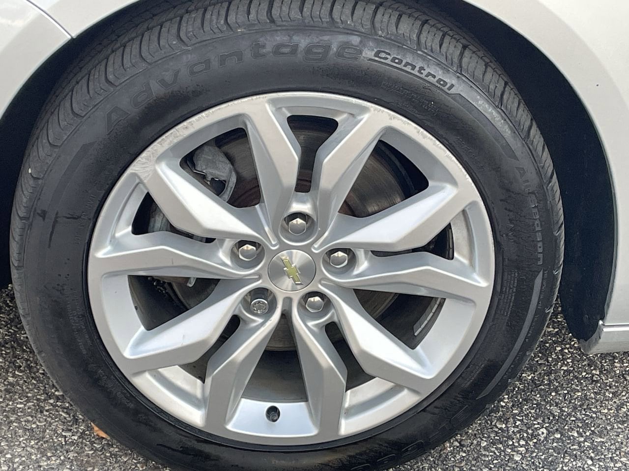 Thumbnail: 2017 Chevrolet Impala - 32