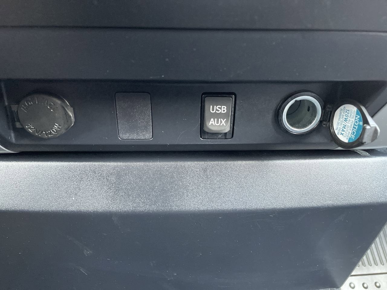 Thumbnail: 2016 Toyota Tundra - 22