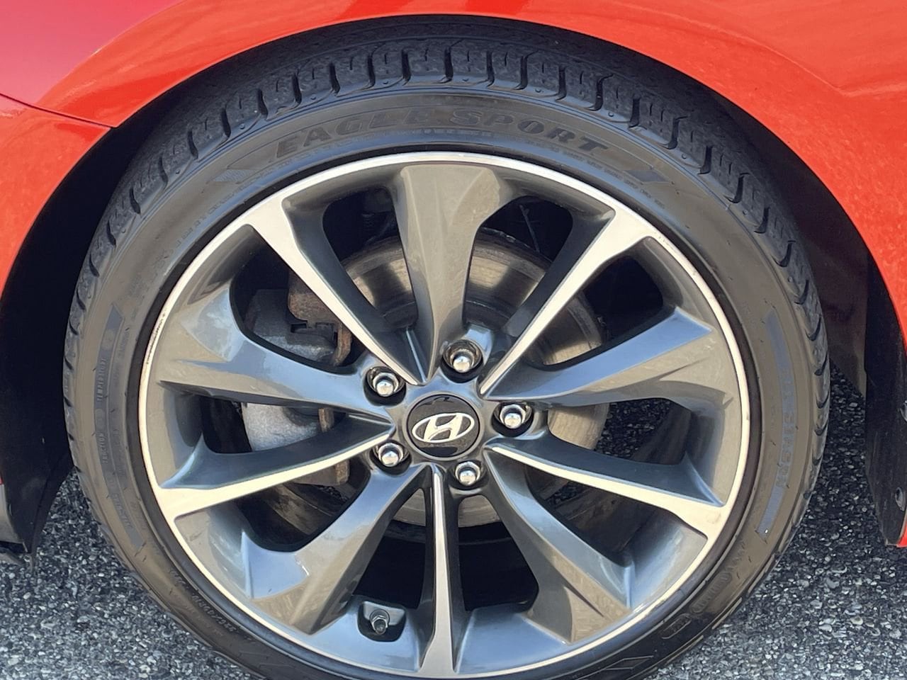 Thumbnail: 2019 Hyundai Veloster - 34