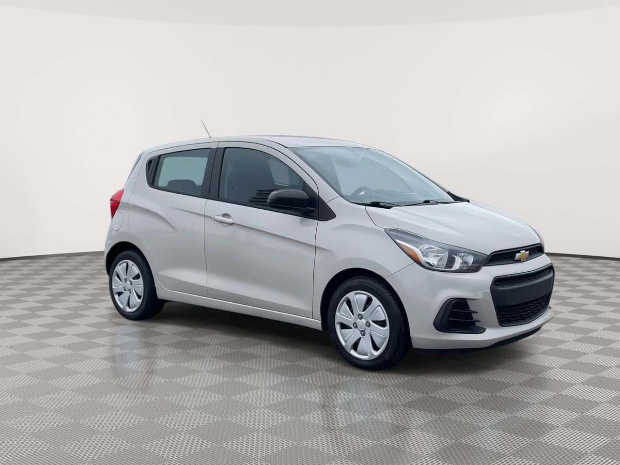 Thumbnail: 2017 Chevrolet Spark - 2