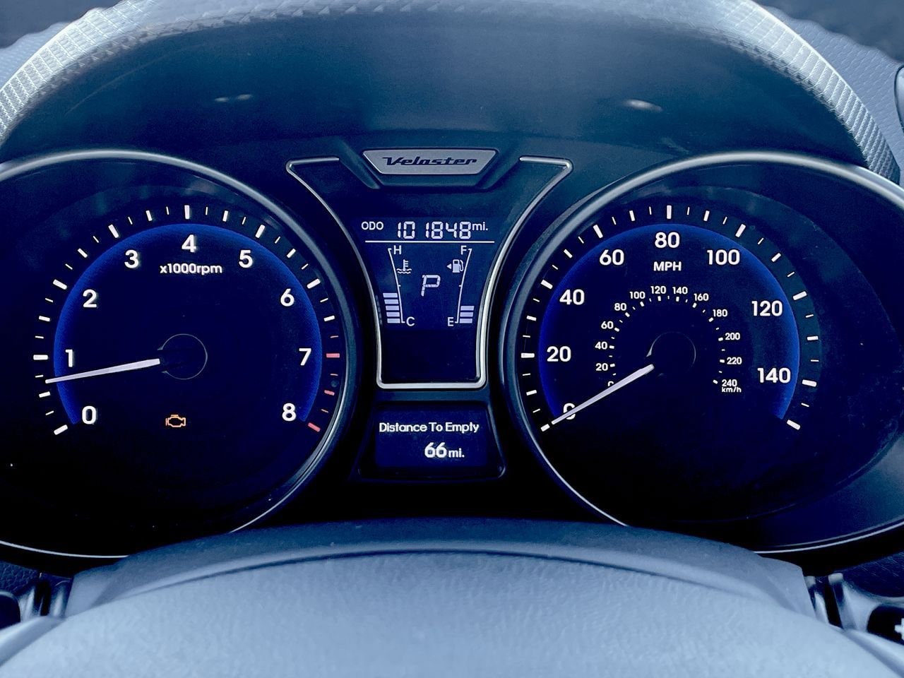 Thumbnail: 2014 Hyundai Veloster - 25