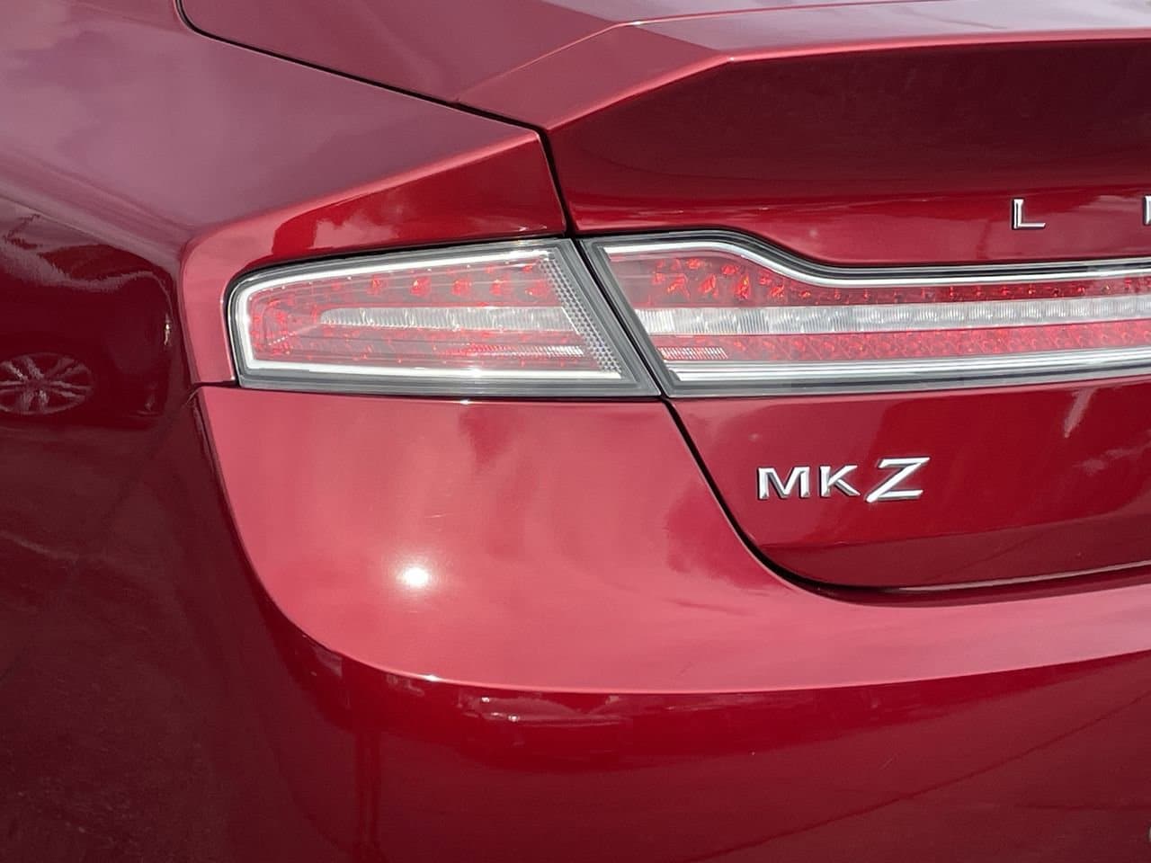 Thumbnail: 2018 Lincoln MKZ - 38